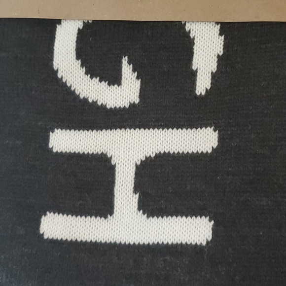 🆕️ ED Ellen Degeneres Laugh Scarf - Picture 7 of 9